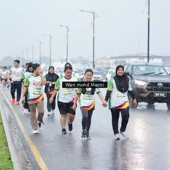 Runner Photo 7664545