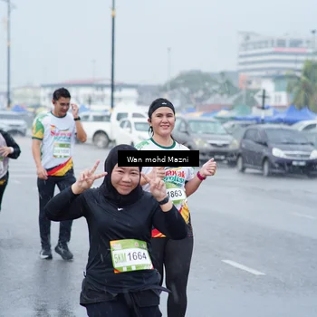 Runner Photo 7664546