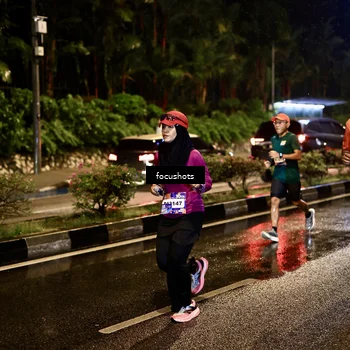 Runner Photo 7664550