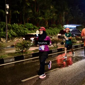 Runner Photo 7664561