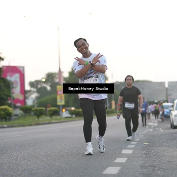 Runner Photo 7664565