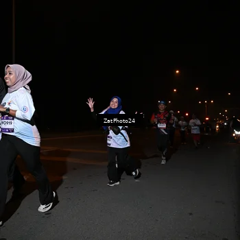 Runner Photo 7664567