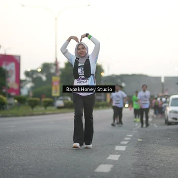 Runner Photo 7664571