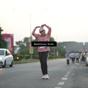 Runner Photo 7664573