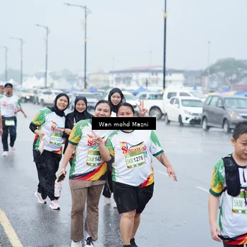 Runner Photo 7664585