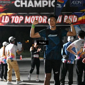Runner Photo 7664588