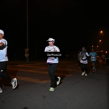 Runner Photo 7664602