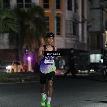Runner Photo 7664613