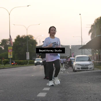 Runner Photo 7664618