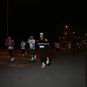 Runner Photo 7664624