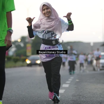 Runner Photo 7664630