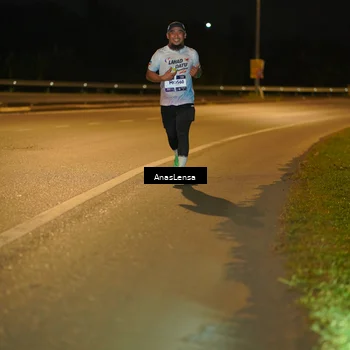 Runner Photo 7664636