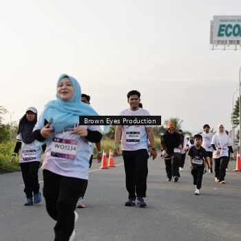 Runner Photo 7664654