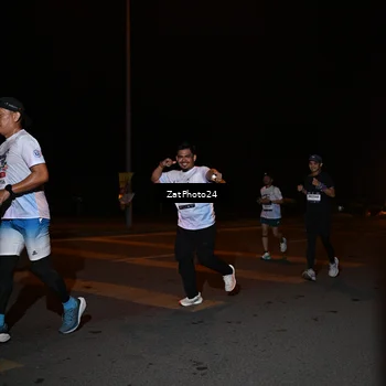 Runner Photo 7664657