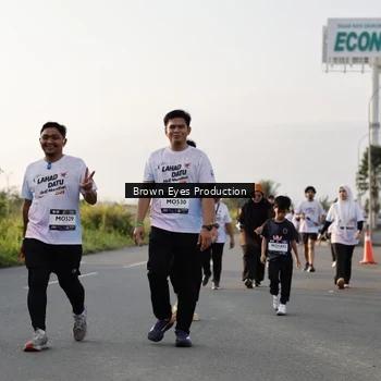 Runner Photo 7664672