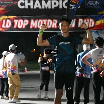 Runner Photo 7664674