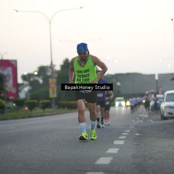 Runner Photo 7664679