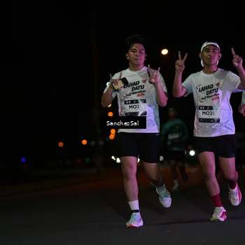 Runner Photo 7664686