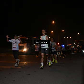 Runner Photo 7664688