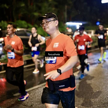 Runner Photo 7664690