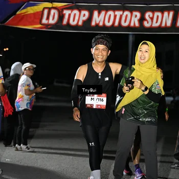 Runner Photo 7664691