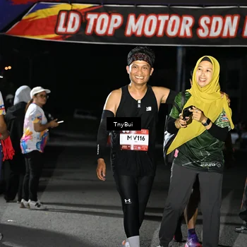 Runner Photo 7664702