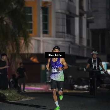 Runner Photo 7664711