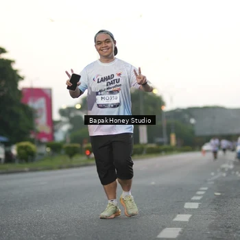 Runner Photo 7664712