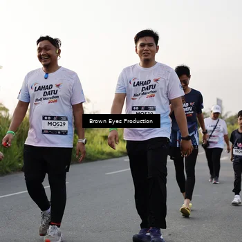 Runner Photo 7664713