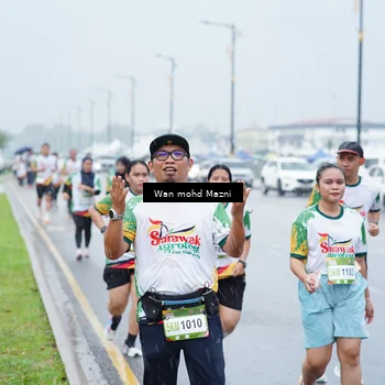 Runner Photo 7664722