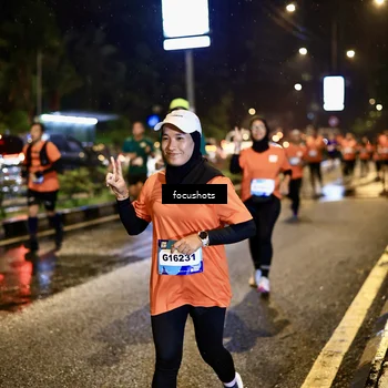 Runner Photo 7664736