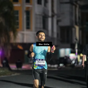 Runner Photo 7664738
