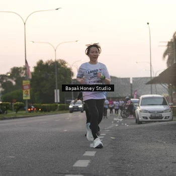 Runner Photo 7664741
