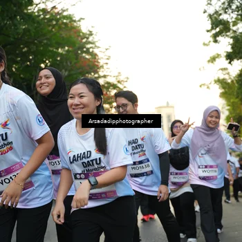 Runner Photo 7664750
