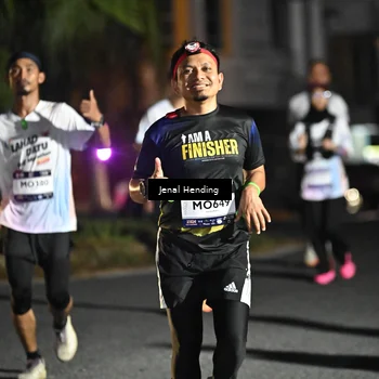 Runner Photo 7664760
