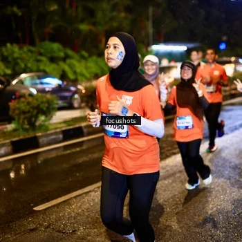 Runner Photo 7664764