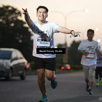 Runner Photo 7664770