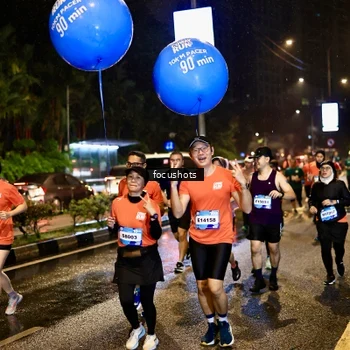 Runner Photo 7664781