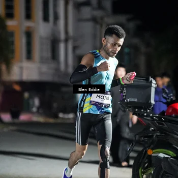 Runner Photo 7664786