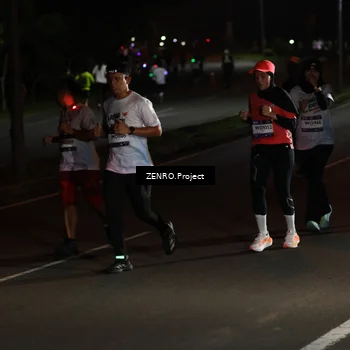 Runner Photo 7664787