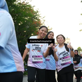 Runner Photo 7664795