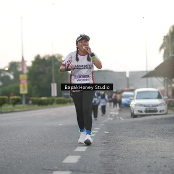 Runner Photo 7664796