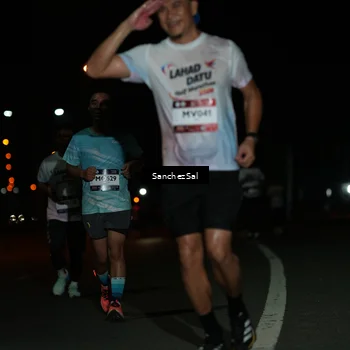 Runner Photo 7664808