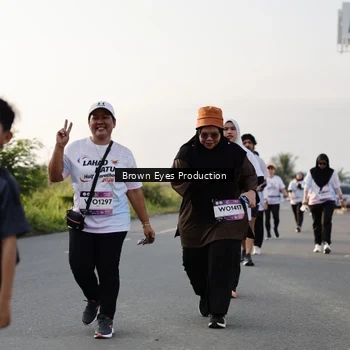 Runner Photo 7664813