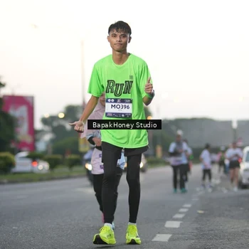 Runner Photo 7664820
