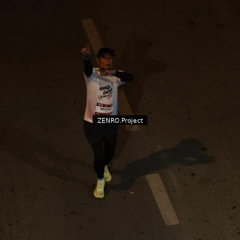 Runner Photo 7664821