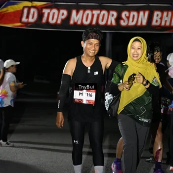 Runner Photo 7664831