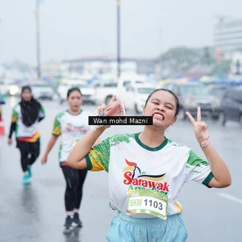 Runner Photo 7664832