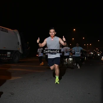 Runner Photo 7664841