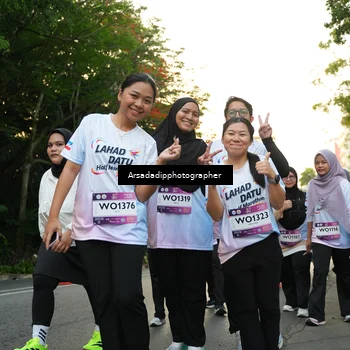 Runner Photo 7664842